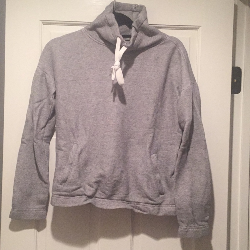 Like New Turtleneck Sweatshirt